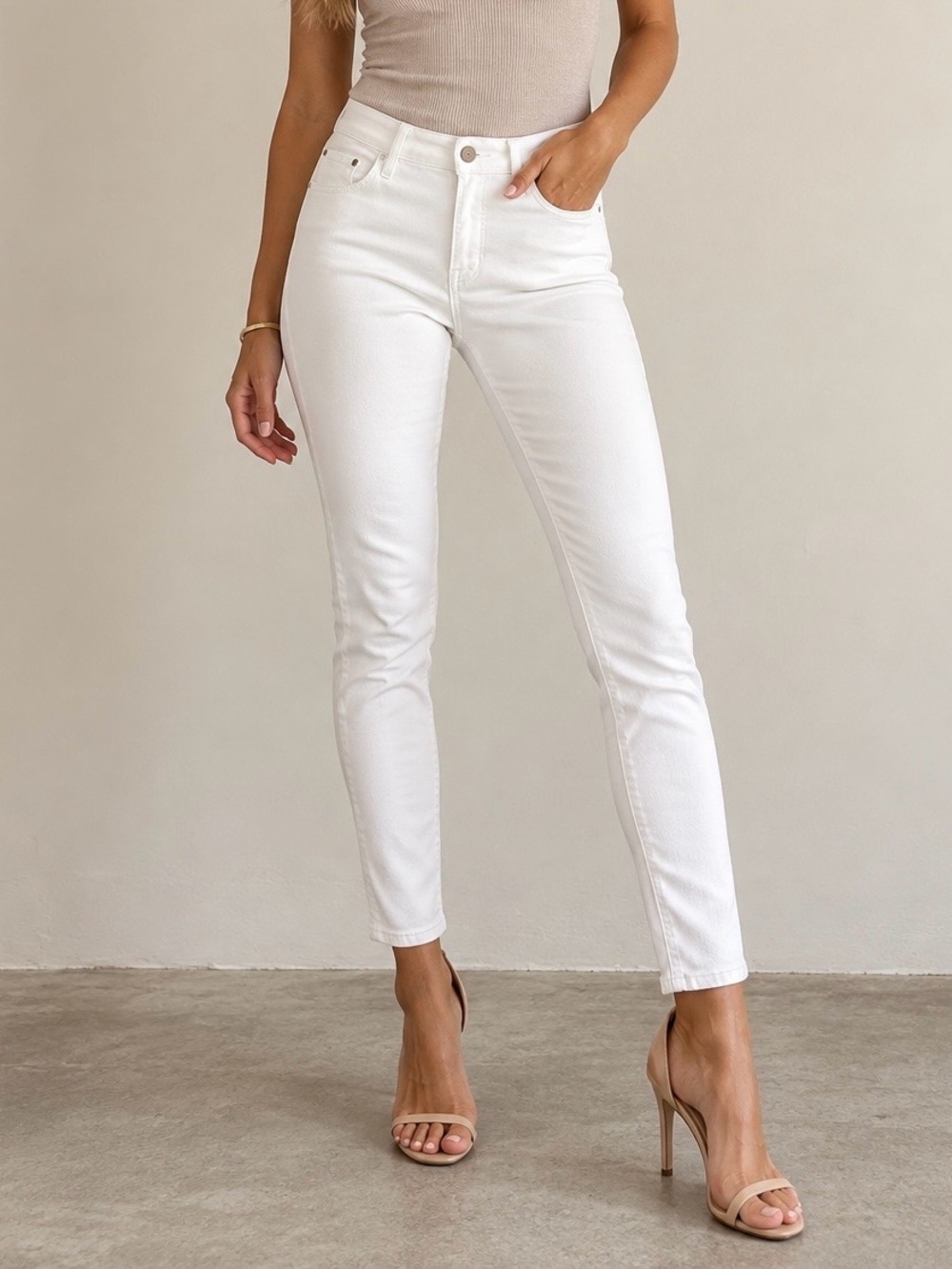 FRAME Le Skinny de Jeanne Crop White Skinny Jeans 29 | Stretchy Premium Denim